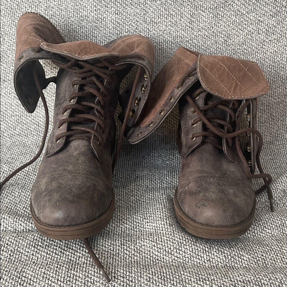 Dollhouse Charcoal Lace-Up Moto Boots - Picture 13 of 16